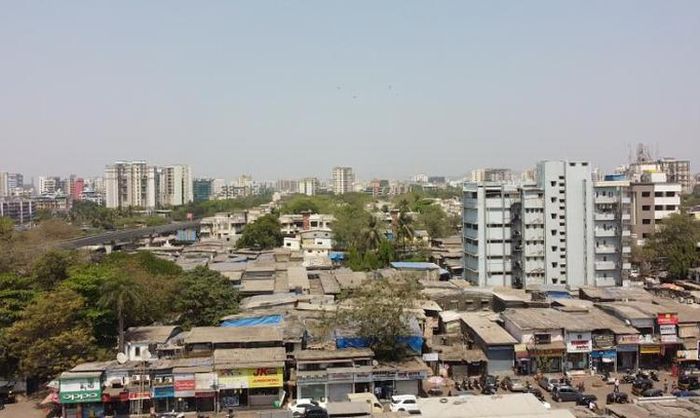 Khu ổ chuột Chembur. Ảnh: CNN
