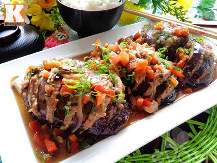 Cà tím hấp thịt thơm ngon.