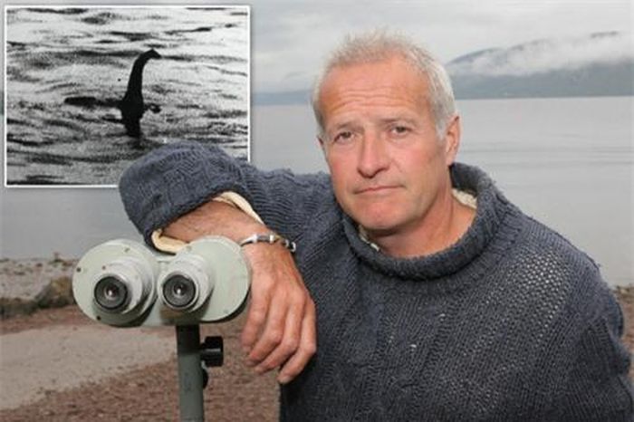 Steve Feltham, người dành 24 năm nghiên cứu quái vật hồ Loch Ness. Ảnh: Mirror