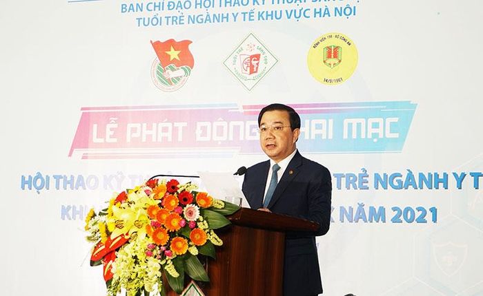 Phó Chủ tịch UBND TP Hà Nội, Trưởng Ban Chỉ đạo Hội thao Chử Xuân Dũng phát biểu tại hội thao.