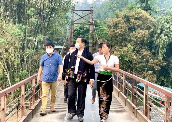 Giới thiệu du lịch Vàng Pheo.