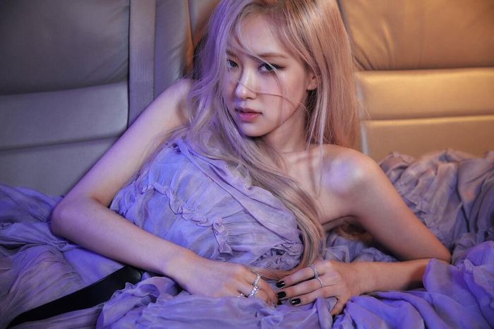 MV Gone trước đó đã được nhá hàng tại concert online của BlackPink