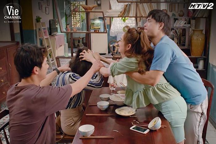 Cảnh Báu gây sự đánh nhau với Châu