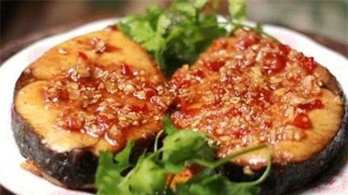 Món cá thu sốt kem vừa thơm vừa ngon, rất thích hợp ăn kèm với các món rau luộc.