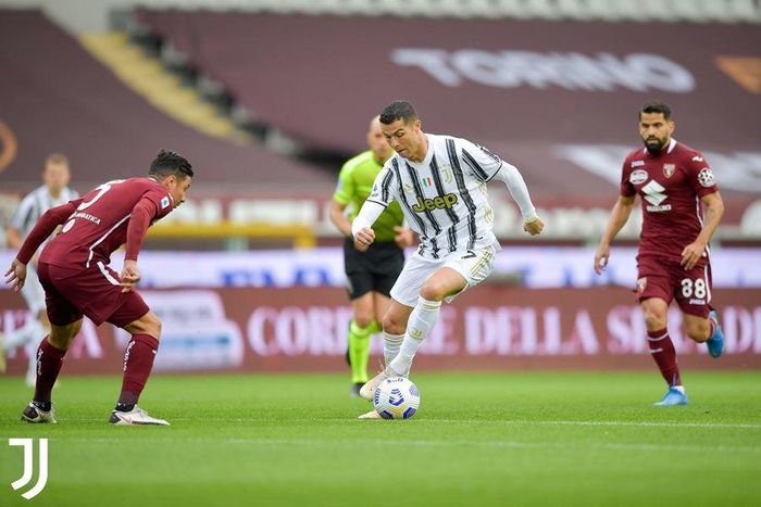 Tuy nhiên, Ronaldo đã tỏa sáng với pha đánh đầu ở phút 79