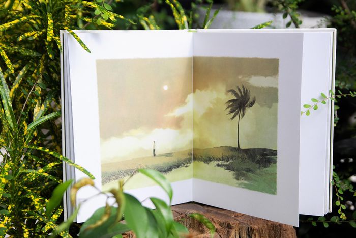 Các tranh minh họa trong sách do họa sĩ Minh Hải thực hiện. Chị chia sẻ rằng bản thân cảm thấy rất may mắn khi có cơ hội được vẽ minh họa cho tác phẩm nổi tiếng Cánh đồng bất tận của nhà văn Nguyễn Ngọc Tư. Họa sĩ Minh Hải cũng là người đã vẽ bìa cho một số sách khác của Nguyễn Ngọc Tư như Sông, Khói trời lộng lẫy, Ngọn đèn không tắt...