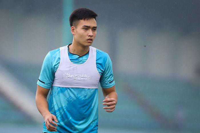 Việt Anh và Văn Quyết vắng mặt sẽ là những tổn thất lớn cho CLB Hà Nội trong giai đoạn khó khăn này. Họ hiện đứng thứ 7 với 10 điểm, kém đội dẫn đầu HAGL 6 điểm.