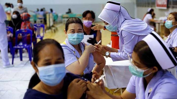  Hòn đảo nghỉ dưỡng nổi tiếng nhất Thái Lan hy vọng sớm đưa ngành du lịch trở lại bình thường nhờ chương trình tiêm vaccine sớm. 