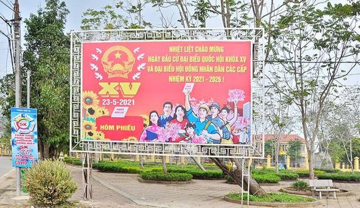 Pano, khẩu hiệu tuyên truyền về bầu cử. Ảnh tư liệu