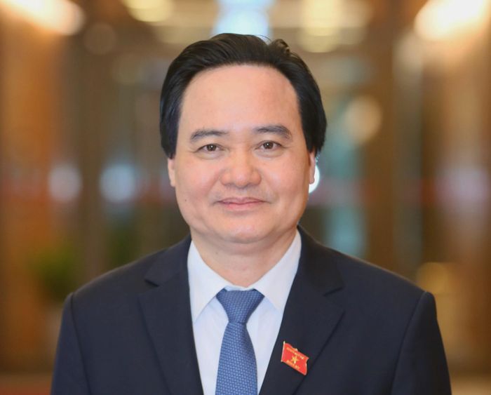 Nguyên Bộ trưởng Bộ Giáo dục - Đào tạo Phùng Xuân Nhạ. Ảnh: VIẾT CHUNG