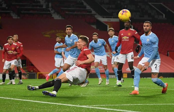 Man xanh lỗ 126 triệu bảng vì cảnh như derby Manchester thay vì đầy ắp khán giả thì phải thi đấu sau những cánh cửa đóng kín