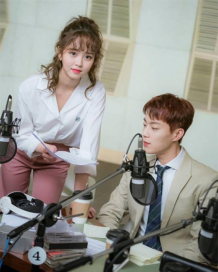 Quần áo. Lần đầu tiên nhìn thấy một người đàn ông, chị em thường đánh giá quần áo họ mặc. Có 3 quy tắc quan trọng nhất phái đẹp đánh giá: Sạch sẽ, đúng hoàn cảnh, phong cách.