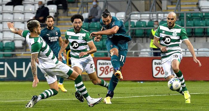 Trận đấu với Shamrock Rovers tại Europa League của Ibrahimovic bị điều tra