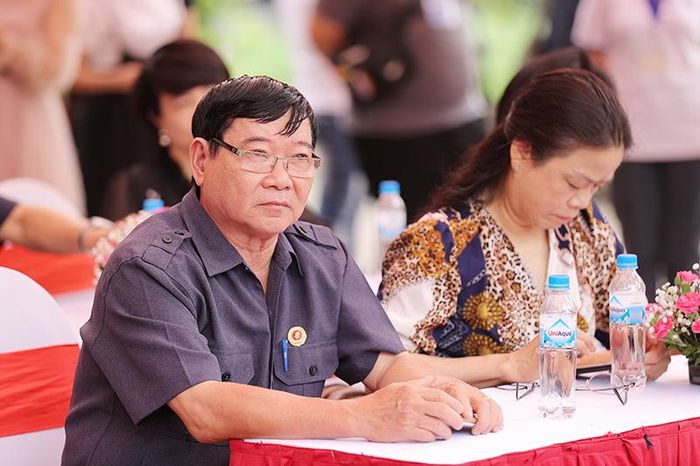  Ông Lê Như Tiến - nguyên Phó Chủ nhiệm Ủy ban Văn hóa, Giáo dục, Thanh niên, Thiếu niên và Nhi đồng của Quốc hội, tham dự sự kiện