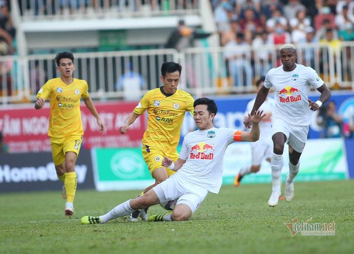Xuân Trường có trận đấu đáng nhớ