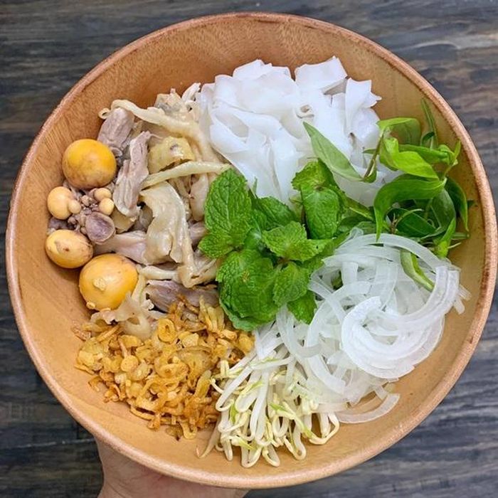 Phở gà trộn vừa ngon vừa dễ làm (Ảnh minh họa)