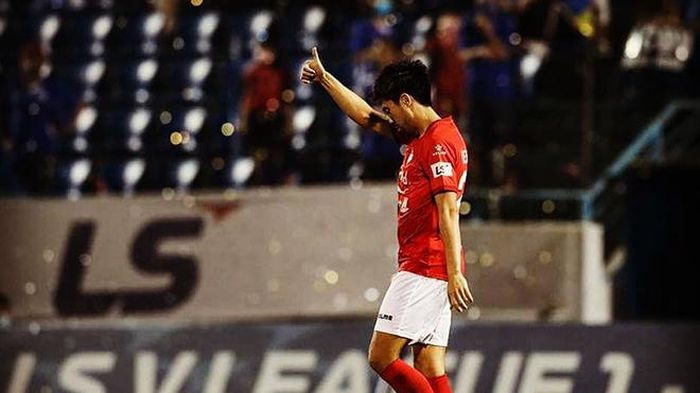 Mùa giải 2021 sẽ lại là thất bại nữa của Lee Nguyễn ở V-League. Ảnh: TPHCM