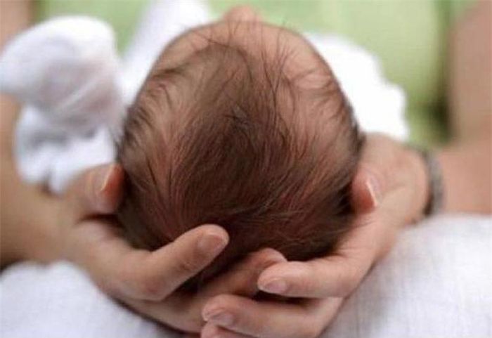 Tuy nhiên, việc mọc nhanh hơn thì có thể, nhưng chưa chắc đã đen vì việc này phụ thuộc vào di truyền từ cha mẹ.
