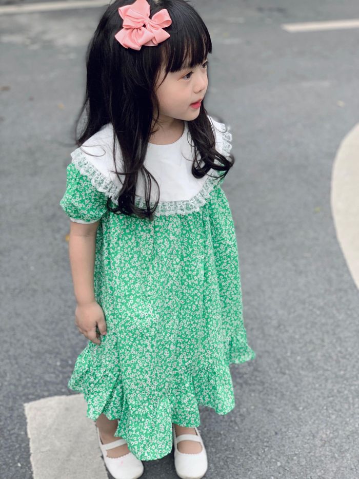 Cá tính và tiểu thư là 2 phong cách gắn liền với mẫu nhí Ánh Diệp. 
