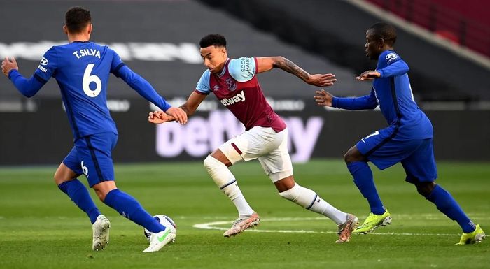 Lingard chơi rất cơ động