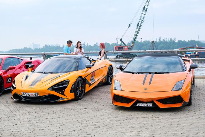  Lamborghini Gallardo Spyder Performante là phiên bản mui trần mạnh nhất của dòng Gallardo tại Việt Nam. Chiếc Gallardo Spyder Performante này xuất hiện tại Việt Nam từ giữa năm 2020, khá trễ so với giai đoạn Gallardo thịnh hành tại Việt Nam (2007-2014). Ảnh: Thượng Tâm. 