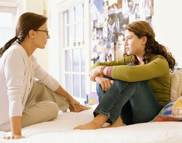 Hơn bao giờ hết, cha mẹ phải thật sự là những người luôn đồng hành cùng trẻ, nhất là giai đoạn cuối của thiếu niên, giai đoạn đầu của sự trưởng thành. Ảnh minh họa