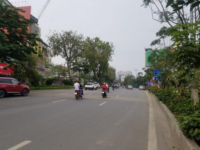 Đường Láng.