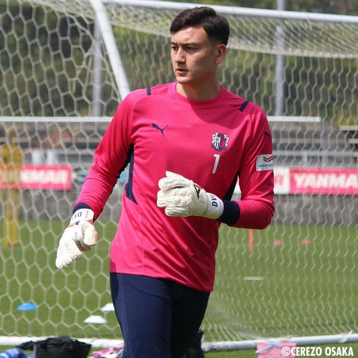 Văn Lâm hòa nhập tốt tại Cerezo Osaka