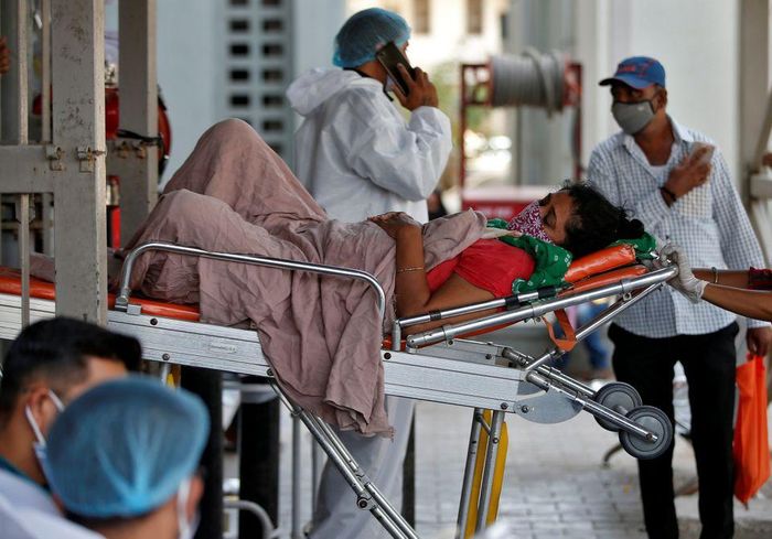  Các bệnh viện Ấn Độ luôn quá tải do số ca mắc Covid-19 cao kỷ lục. Ảnh: Reuters. 