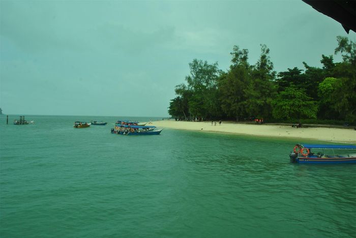 Một góc đảo lúa nước (Beras Basah). (Ảnh Đoàn Sĩ)