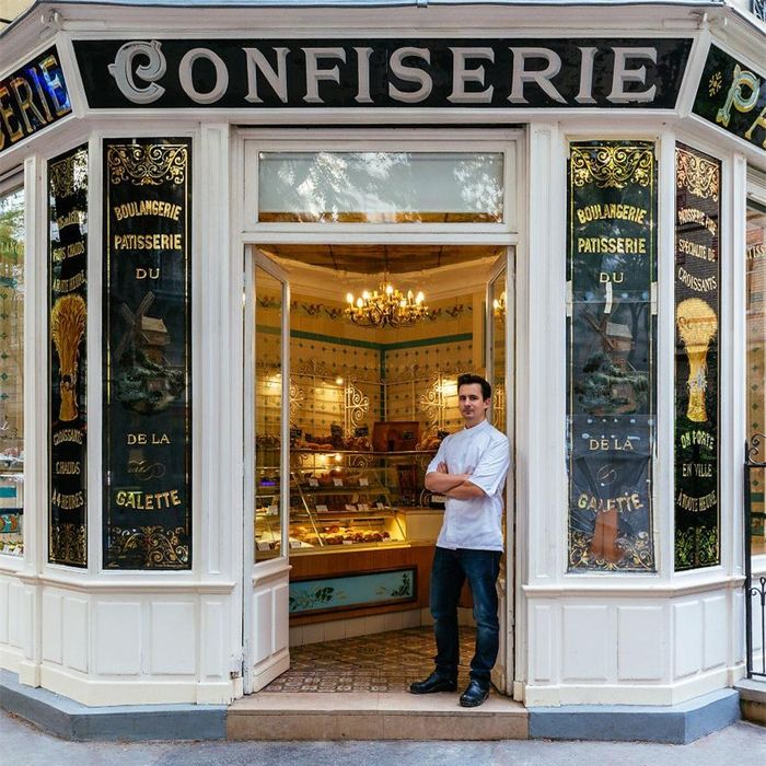 Nếu có thời gian đến Paris, ngoài việc tham quan những địa danh nổi tiếng, bạn nên dành thời gian khám phá mọi ngóc ngách của thành phố này.