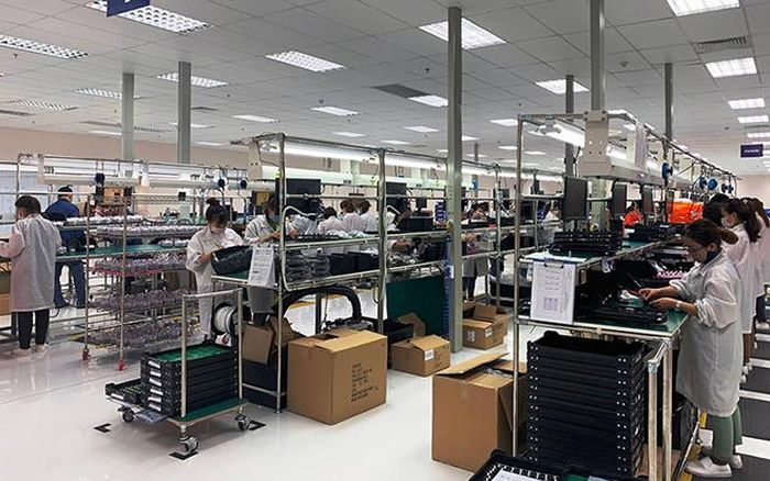 Dây chuyền sản xuất thiết bị điện tử của Công ty Key Tronic tại Khu công nghiệp Hòa Khánh