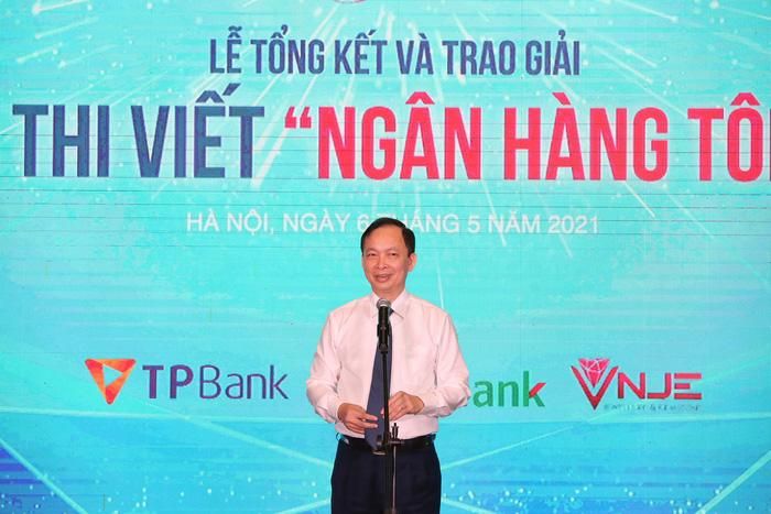 Ông Đào Minh Tú, Phó Thống đốc Ngân hàng Nhà nước Việt Nam, phát biểu tại buổi lễ