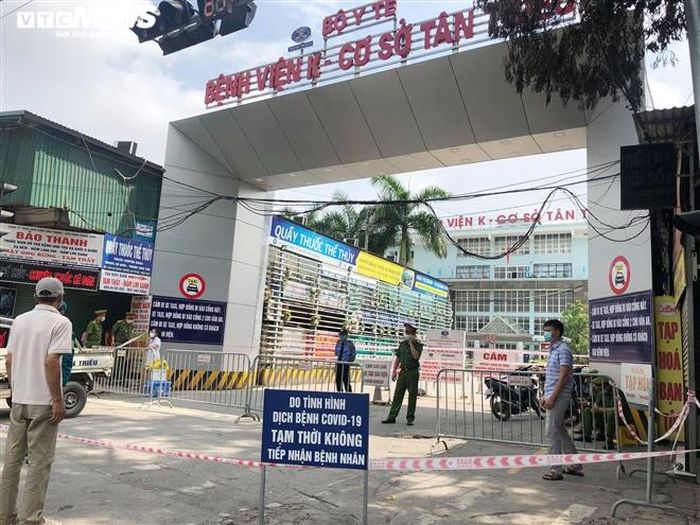 Phong tỏa Bệnh viện K Tân Triều. (Ảnh: Minh Đức)