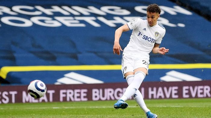 Cuối trận, Rodrigo ấn định tỷ số 3-1 nghiêng về Leeds