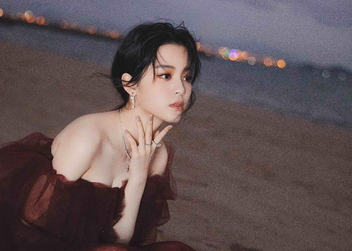 Tham gia show giải trí khiến Âu Dương Na Na bị đánh giá kém về thói quen hành xử.