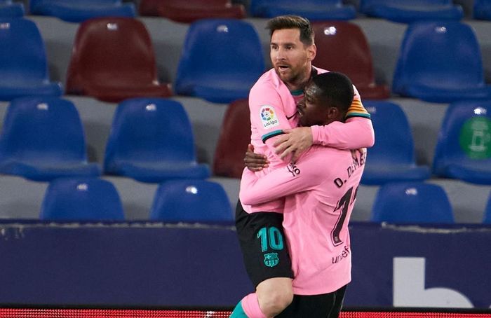  Dembele không phải là mẫu cầu thủ có khả năng giải quyết trận đấu. Ảnh: Getty Images. 