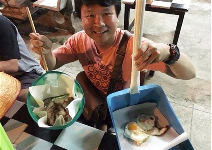 Vợt và đồ hốt rác biến thành chén đĩa trông cũng không tệ nhỉ?