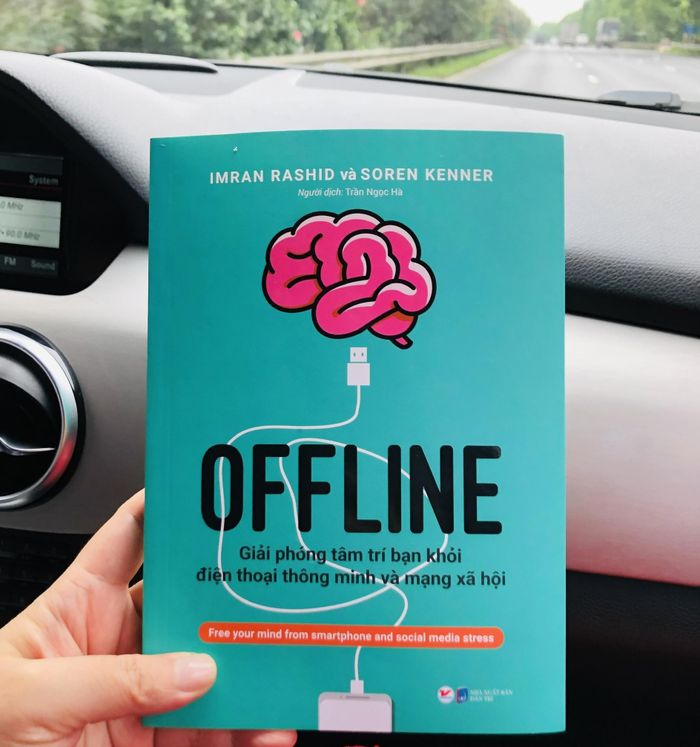  Sách Offline giúp giải phóng tâm trí khỏi điện thoại thông minh và mạng xã hội. Ảnh: T.T. 