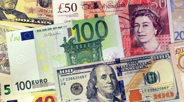 Đồng USD suy giảm mạnh.