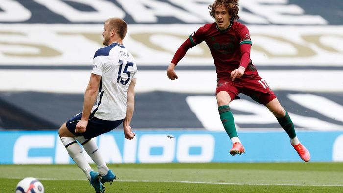 Wolves phản kháng khá yếu ớt