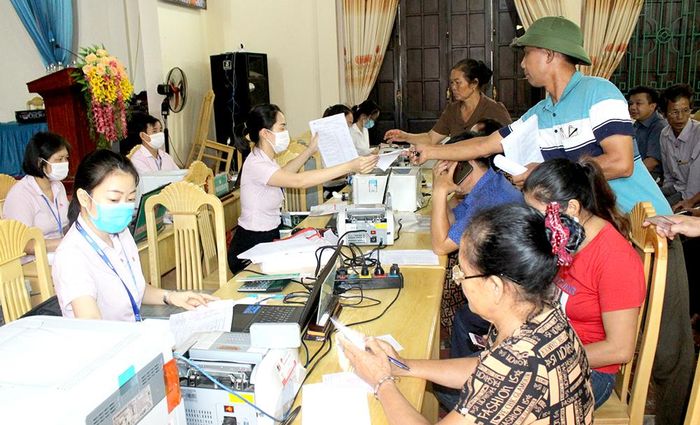Nguồn vốn vay ưu đãi từ NHCSXH huyện đã góp phần giảm tỷ lệ hộ nghèo theo tiêu chuẩn mới trên địa bàn huyện còn 1,79%