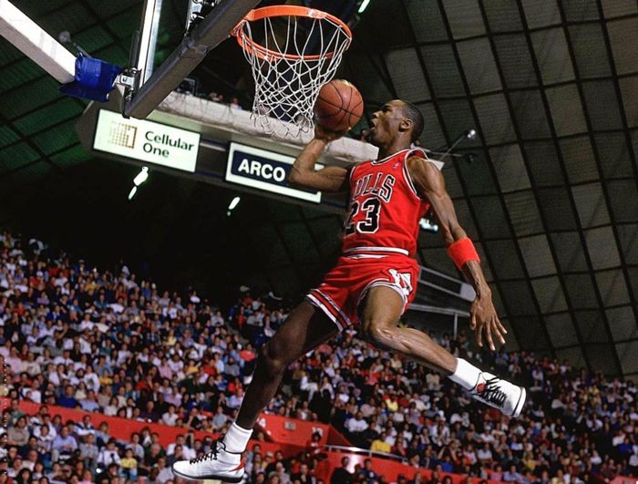 Thực đơn của Michael Jordan được huấn luyện viên thiết kế riêng để phù hợp với nhu cầu của cơ thể. Ảnh: Basketball. 