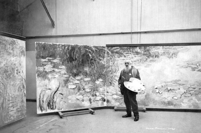 Claude Monet trong xưởng vẽ của mình