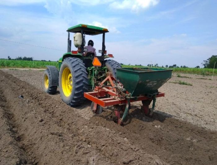 Cơ giới hóa được đẩy mạnh nhưng vẫn còn nhiều vướng mắc cần các bên tháo gỡ