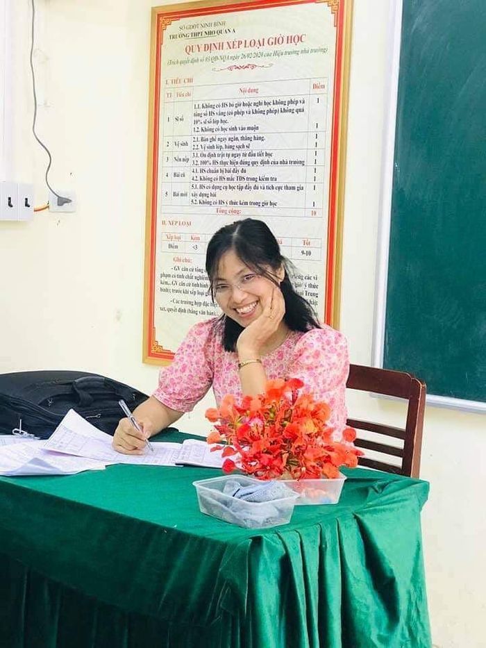 Cô Nguyễn Thị Xinh - GV môn GDCD Trường THPT Nho Quan A (Ninh Bình)