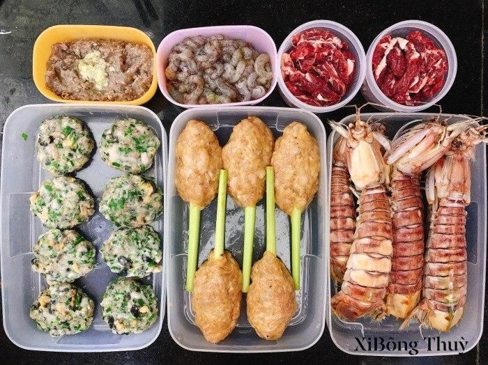Các món ăn sau khi sơ chế xong được Phương Thùy cấp đông để cuối tuần cần chỉ việc mang ra chế biến