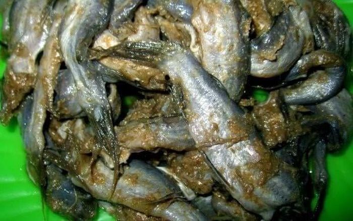 Mắm bò hóc của đồng bào Khmer.