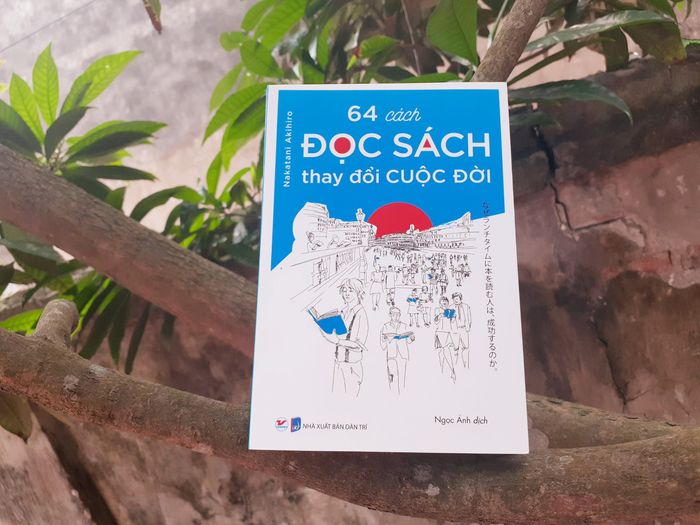 Sách 64 cách đọc sách thay đổi cuộc đời. Ảnh: Hương Nhài.