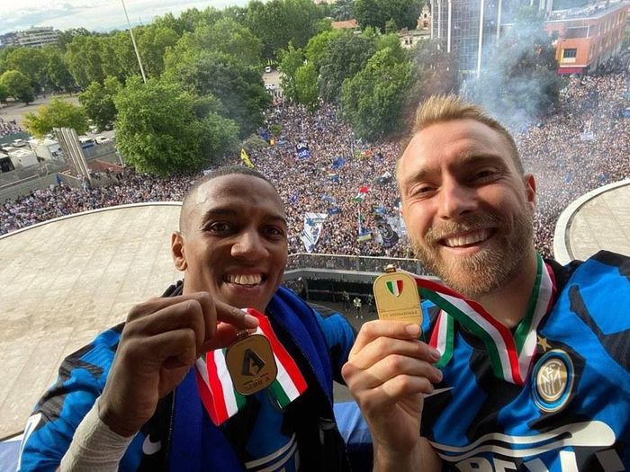 Hai cựu ngôi sao Ngoại hạng Anh có danh hiệu vô địch Serie A đầu tiên